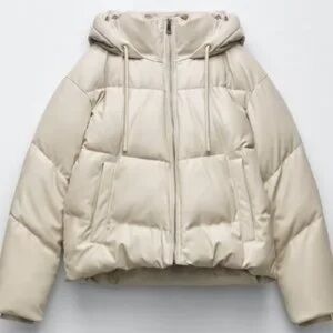 Zara Women's Cream Puffer Jacket